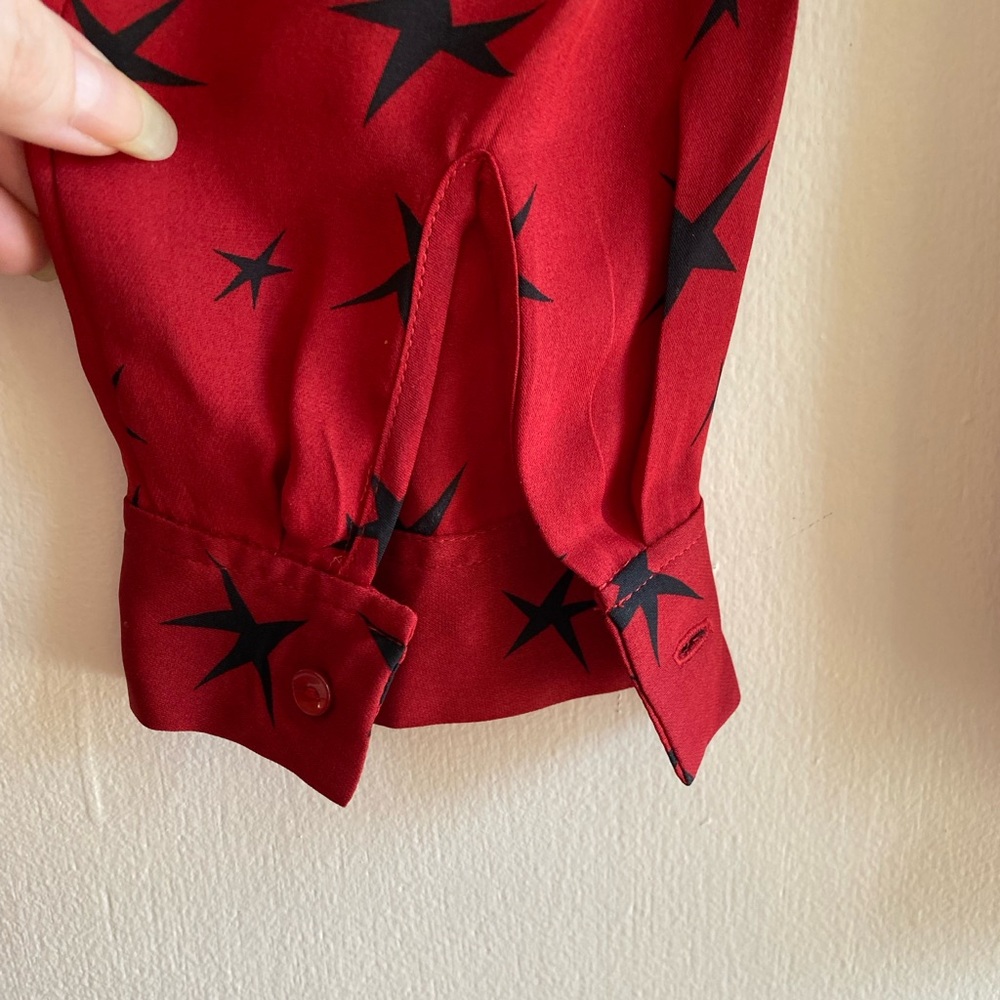 L’Agence 100% Silk Buttondown Red Black Star Women's Top Blouse Shirt Celestial - Picture 11 of 13